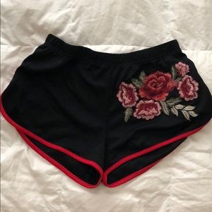 Flower embroidery short 🌺